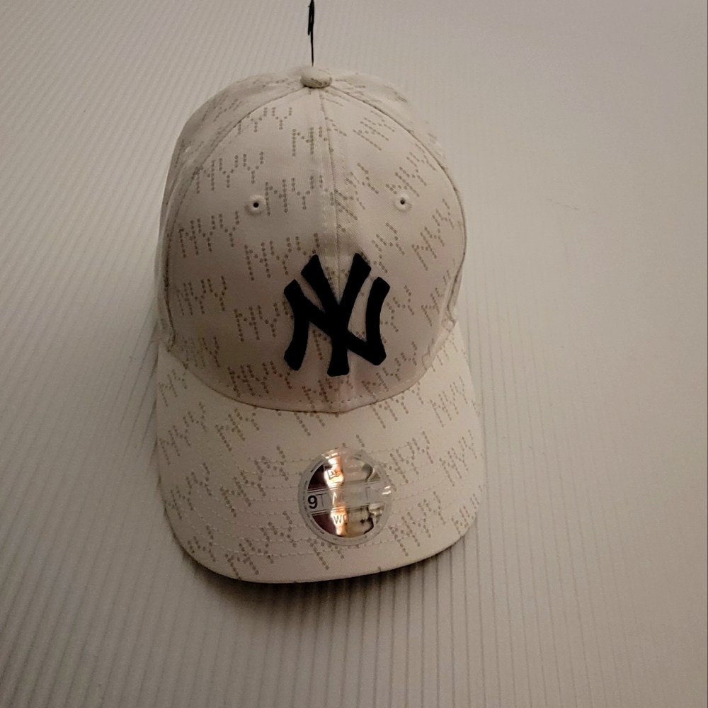 NY hat